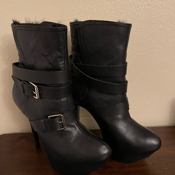 Report Signature (Jaye) Platform Fur Boots. Size 8 - Picture 3 of 6